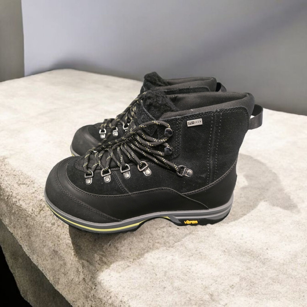 UGG Black Boots with Fur Lining